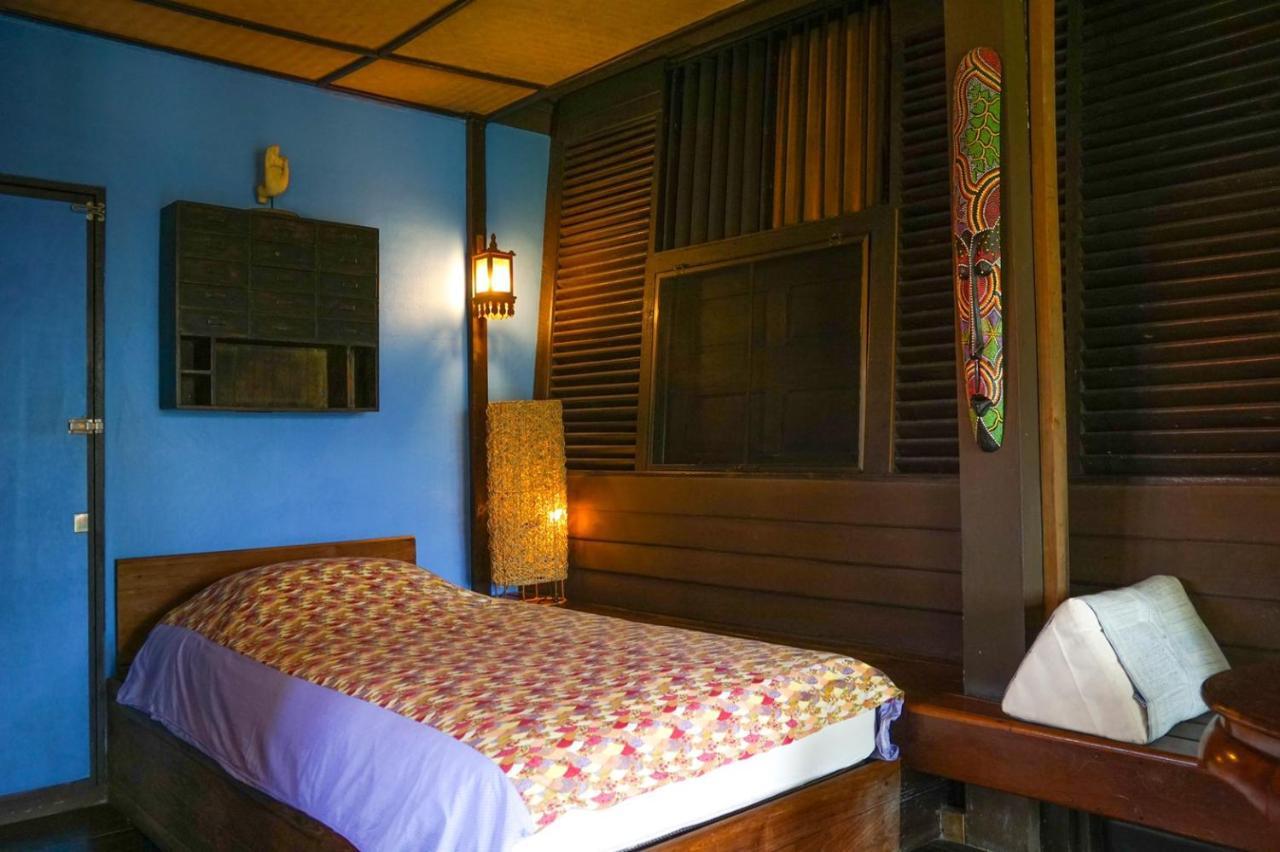 The Riverside Guest House Lampang Exteriör bild