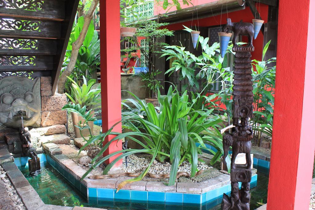 The Riverside Guest House Lampang Exteriör bild
